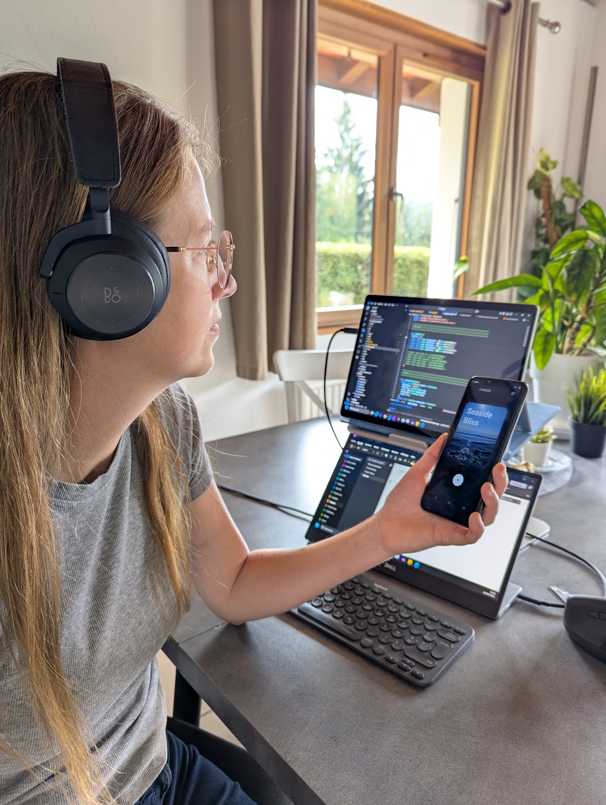 Loopzzz - Relaw with nature: seamless nature sounds to relax, focus and fall asleep